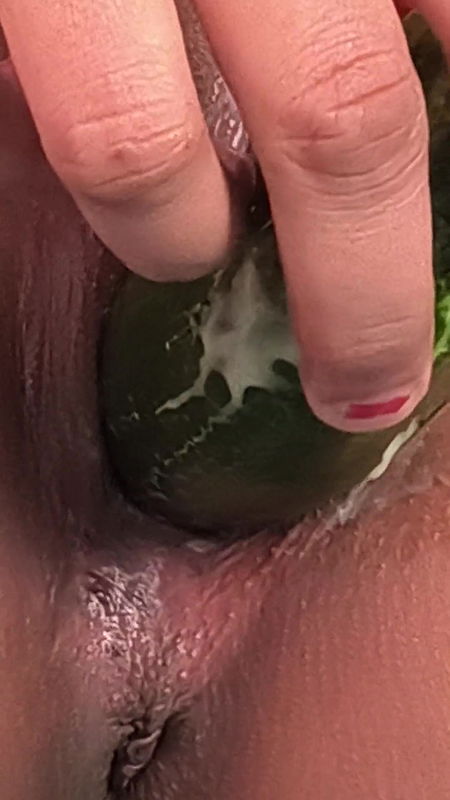 Desi Bhabhi’s pussy