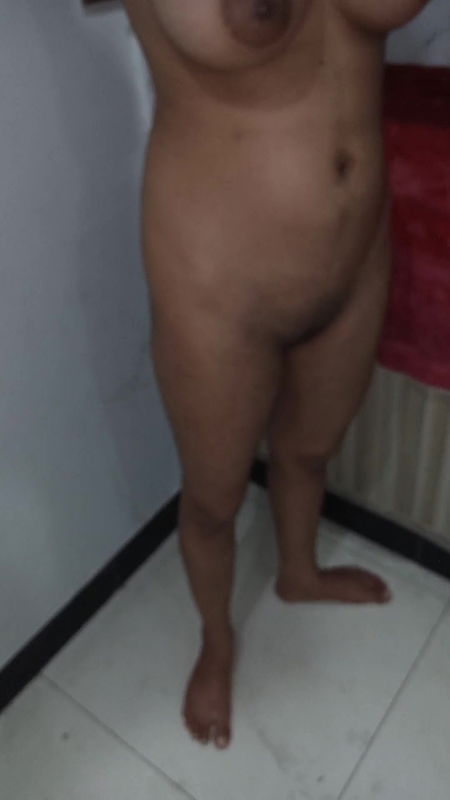 Indian sexy queen, dirty Tina fucked with h har boyf yfrend in the monting