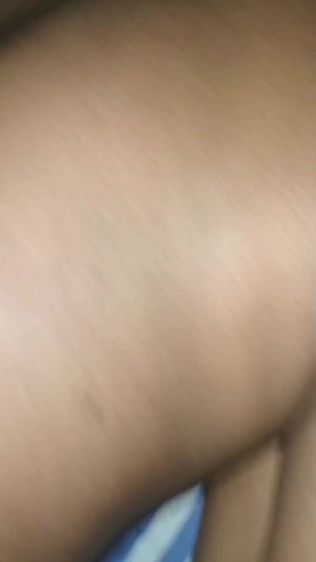 Desi girl wet pussy fingered