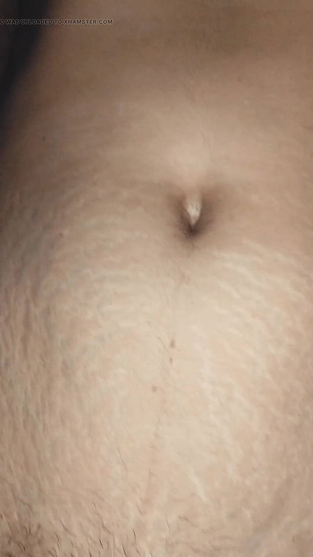 Bhabhi ki chud me hat dalke mall nikal diya