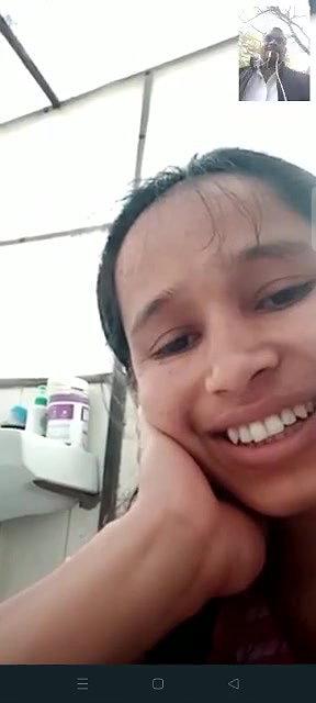 Desi girl shows her amazing pussy on video call