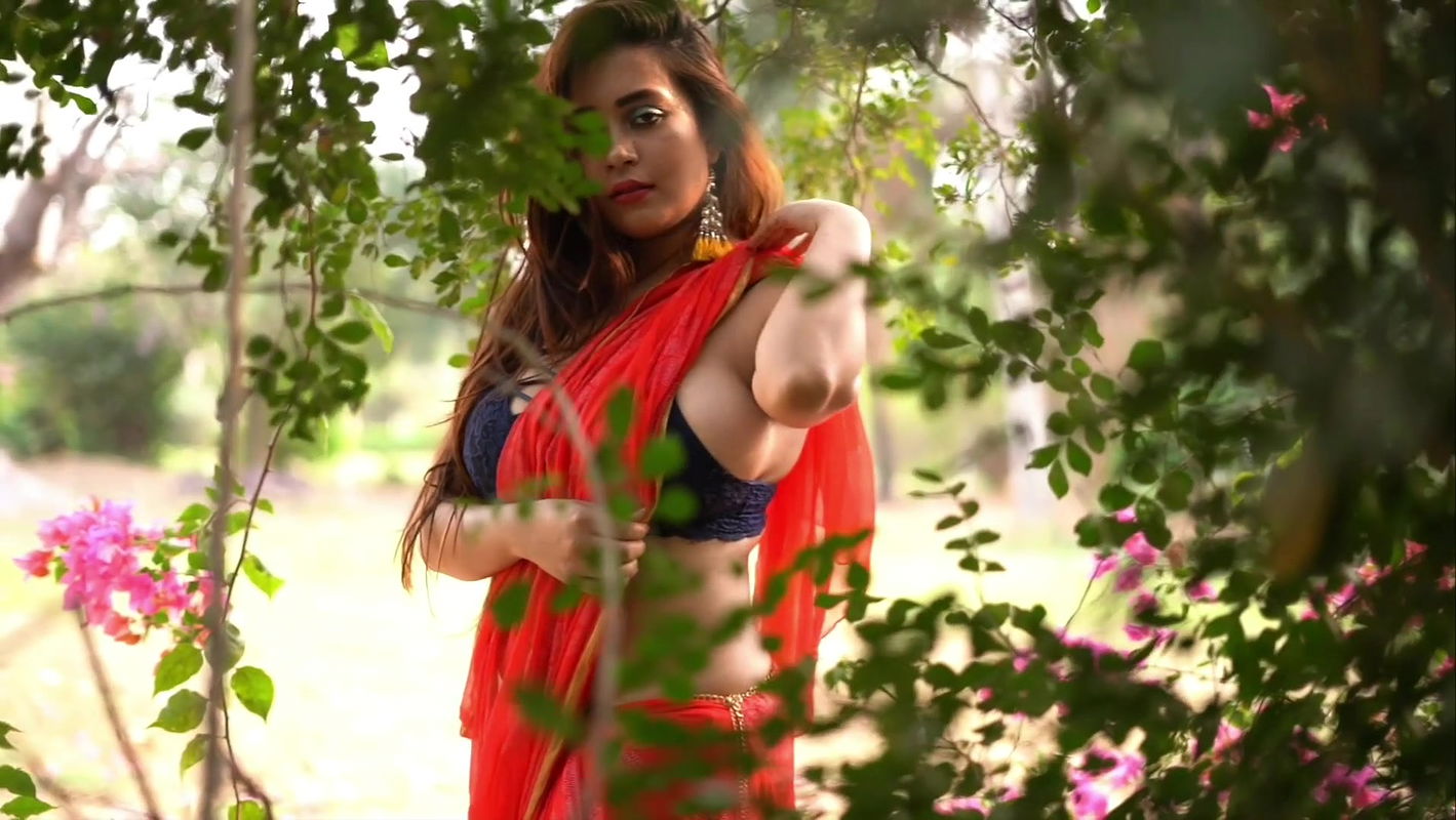 Big boobs model Rimpi photoshoot video – 5