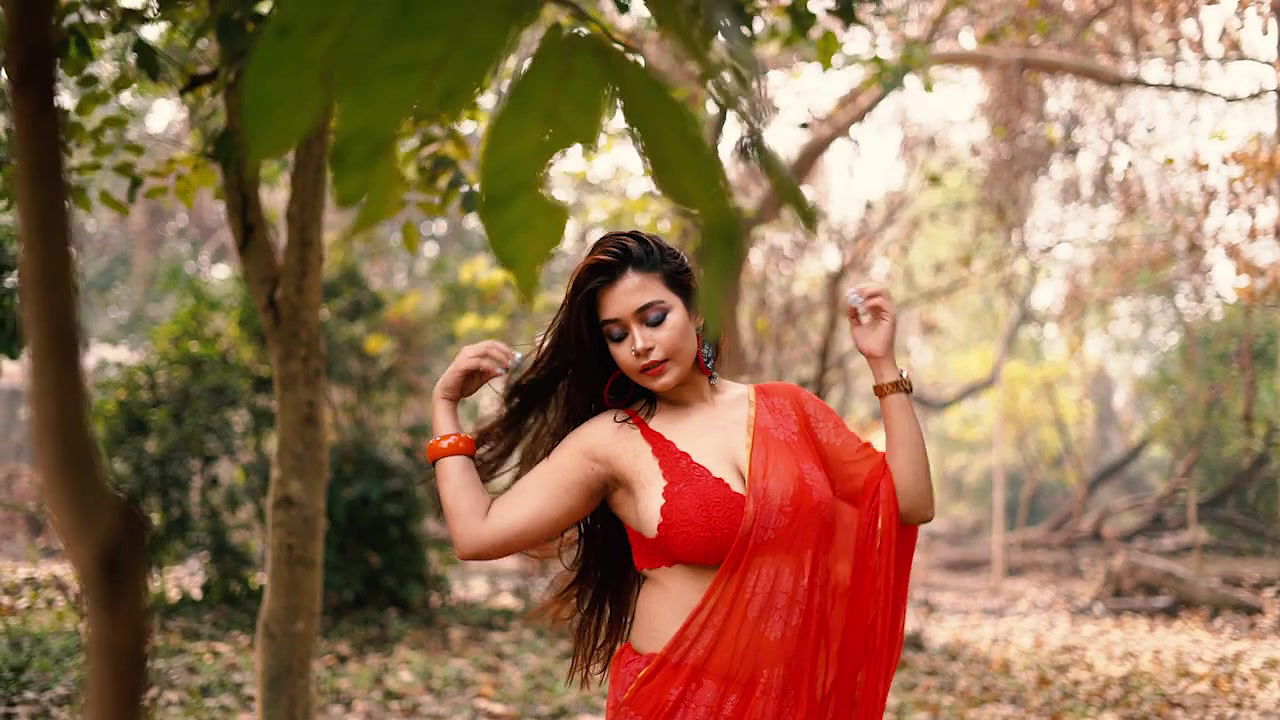 Big boobs model Rimpi photoshoot video – 7