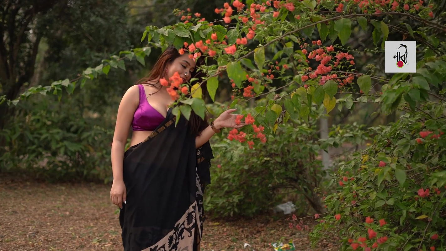 Big boobs model Rimpi photoshoot video – 9