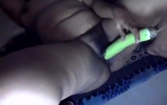 Desi aunty loki in pussy