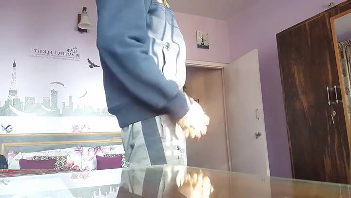 Masturbating infront of maid and she giving smile