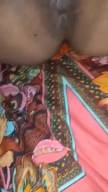 Muslim Guy Licking Pussy Of Her Wife On Cam