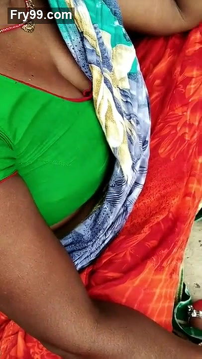 Desi village bhabi big boobs