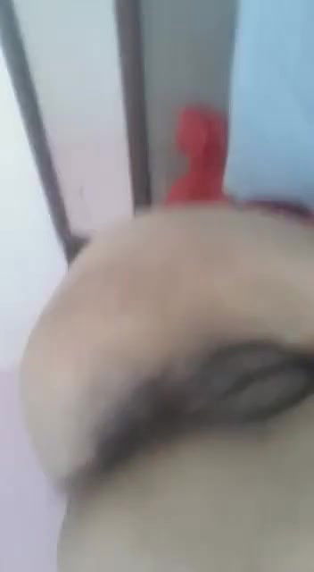 Cute Girl Showing Her Big Ass