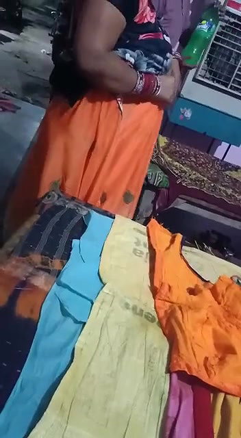 Desi Saree Bhabhi Changing