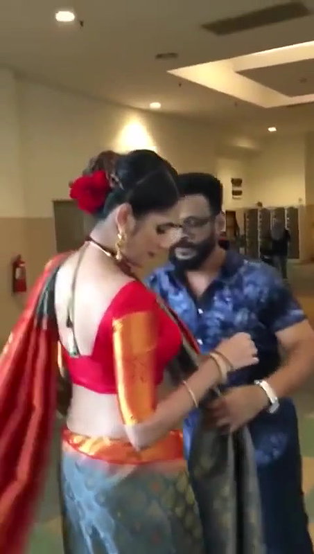 Simple Tips to D a Saree