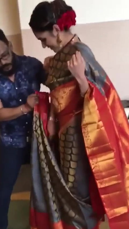 Simple Tips to D a Saree