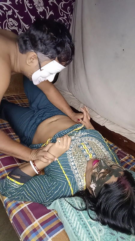 Muskan babhi ki mast chudai dewar ke saath