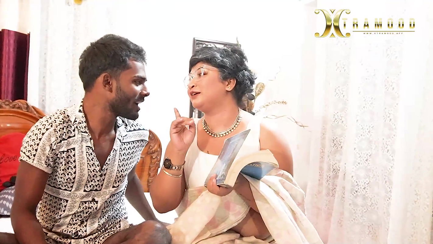 SEXY OLD GRANNY KE SATH CHUDAI KA MASTI