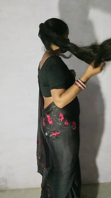 Desi bhabi body shows