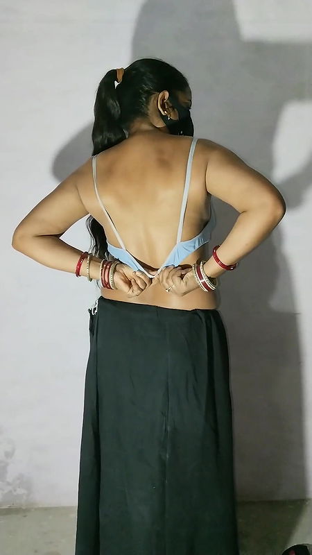 Desi bhabi body shows