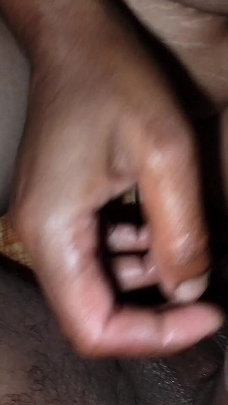 Wife ki friend ko chudai kiy