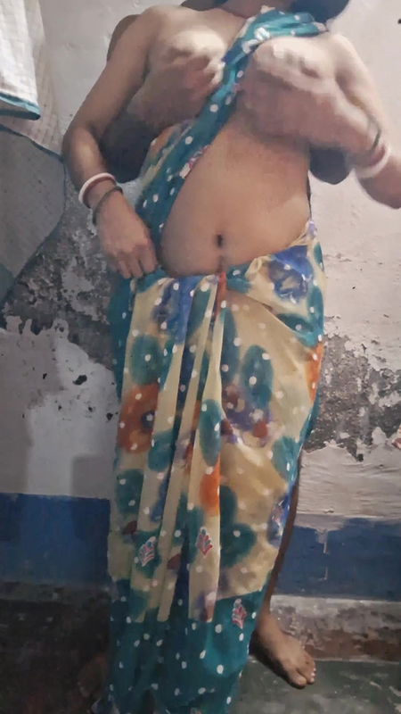 Hot Village Bhabhi Ki Chudai