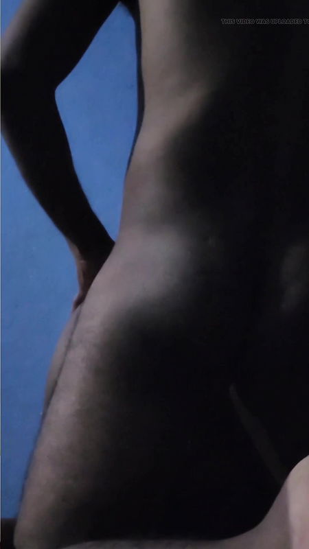 Big hand inserted in the pussy of village Bhabhi live hard fingerings