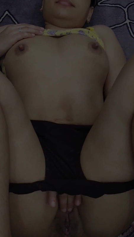 Black Penty Vali Young Wife