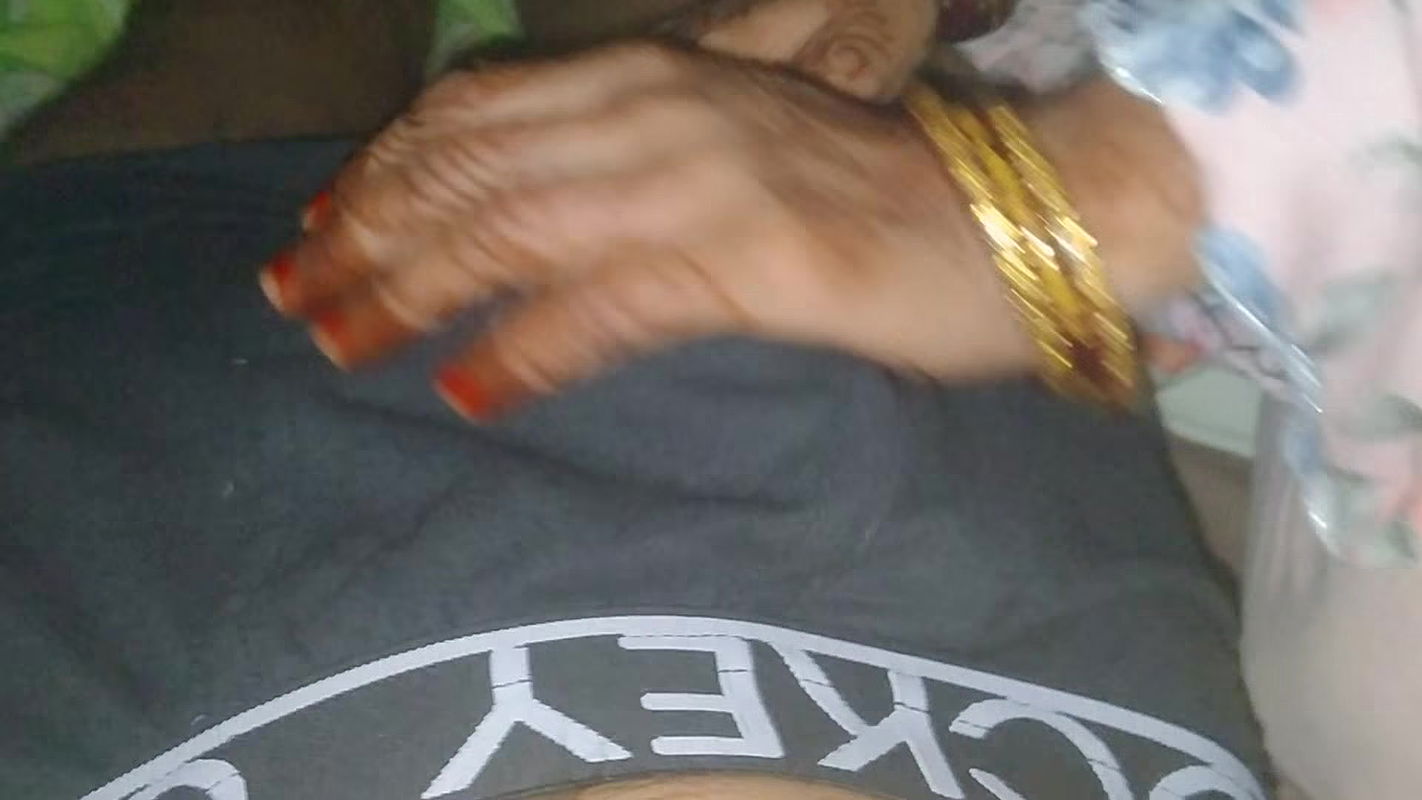 Desi Hot Bhabhi Ki Seeking