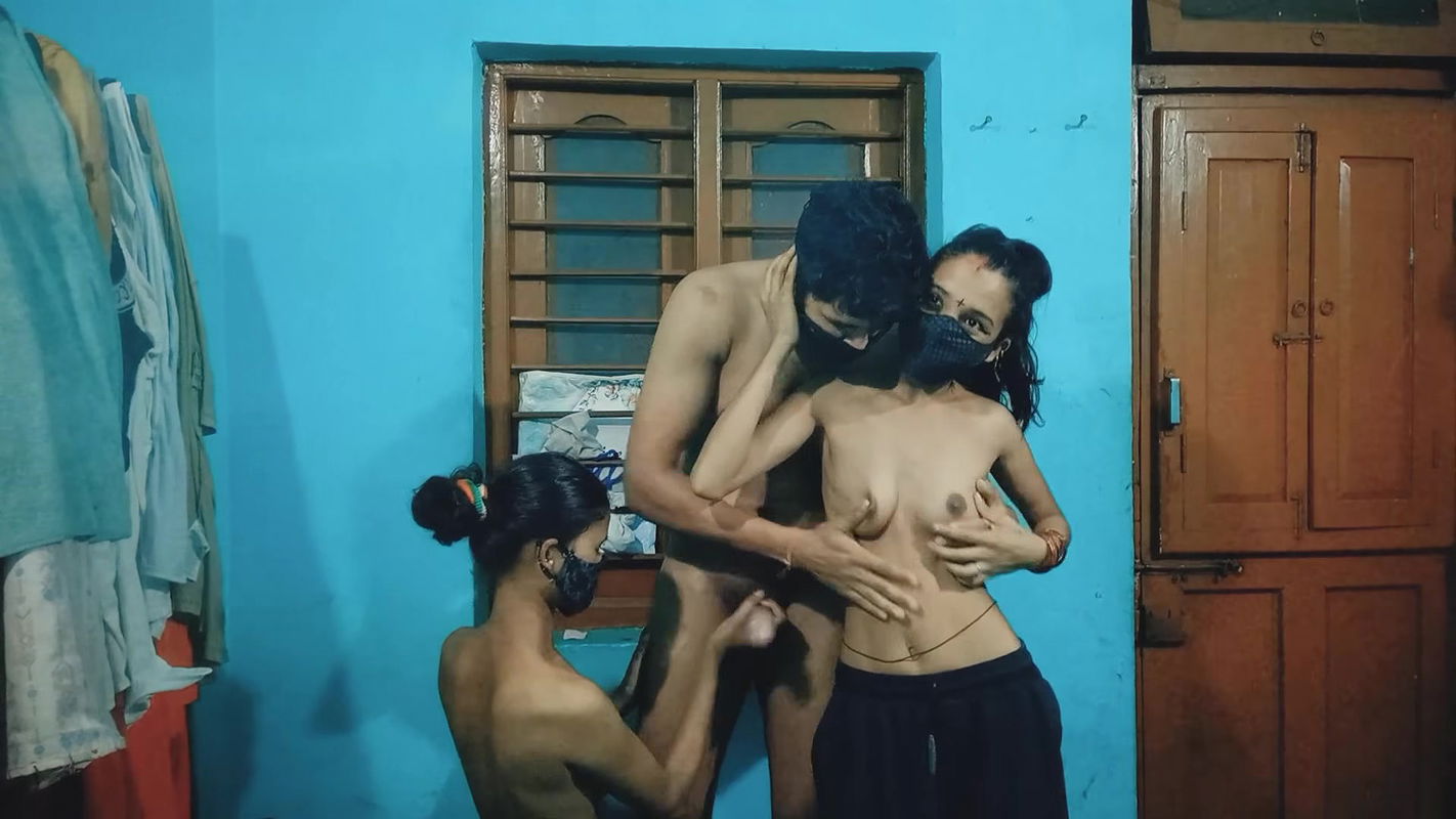 Real School Friends Preeti and Ishu Fuck with Boyfriend BBC XXX video, Desi Indian School Friends sex video, Xxxx Hindi Audio