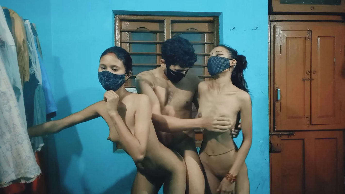 Real School Friends Preeti and Ishu Fuck with Boyfriend BBC XXX video, Desi Indian School Friends sex video, Xxxx Hindi Audio