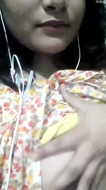 Beautiful Cute Girl Showing For Lover