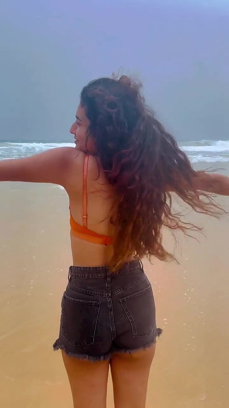 Priya Prakash Varrier Ass cheek in Red bra