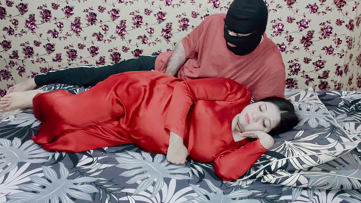 Sex with my Beautiful Muslima Stepsister