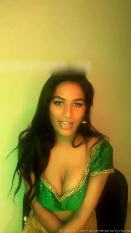 Poonam Pandey Nude Diwali Live
