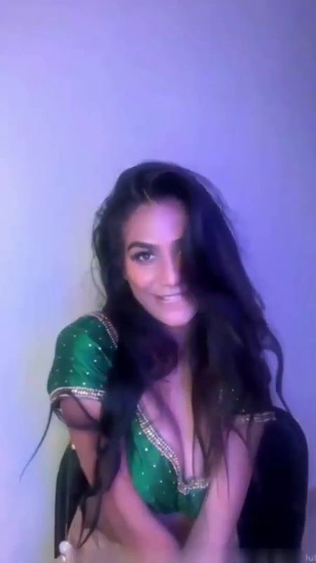 Poonam Pandey Nude Diwali Live