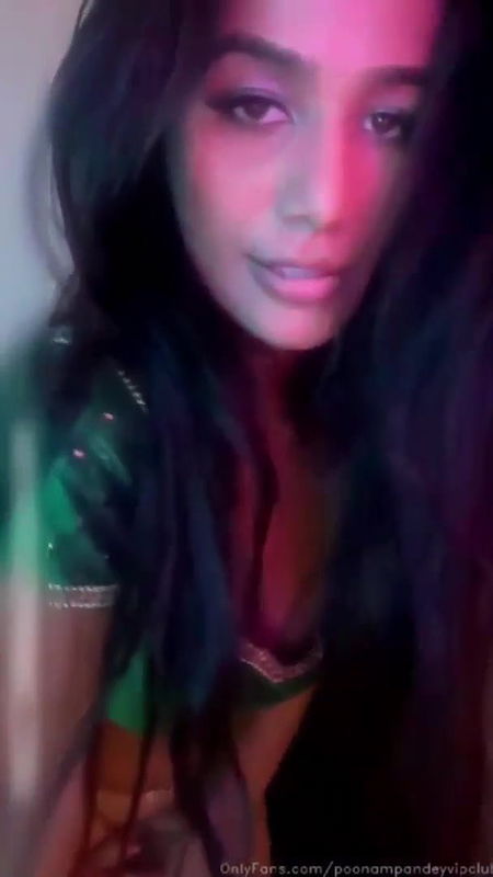 Poonam Pandey Nude Diwali Live