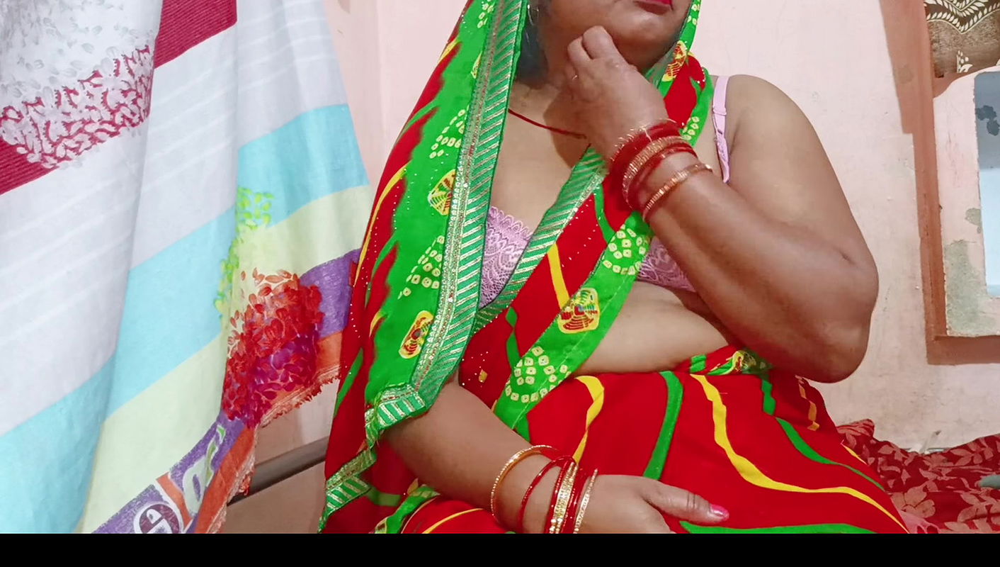 Mother-in-law Had Sex with Her Son-in-law When She was Not at Ho