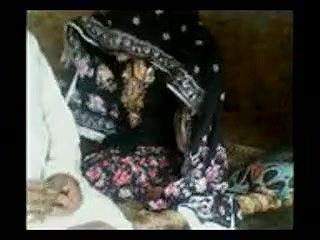 Amateur Pakistani MMS father in lw