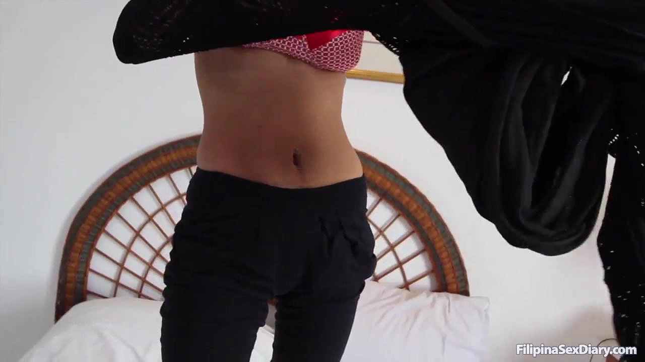 AsianSexDiary Round Booty Asian Girl Lets Foreigner Cum Inside Her