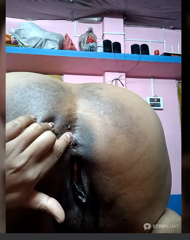 Hotty-rosni stripchat ticket show