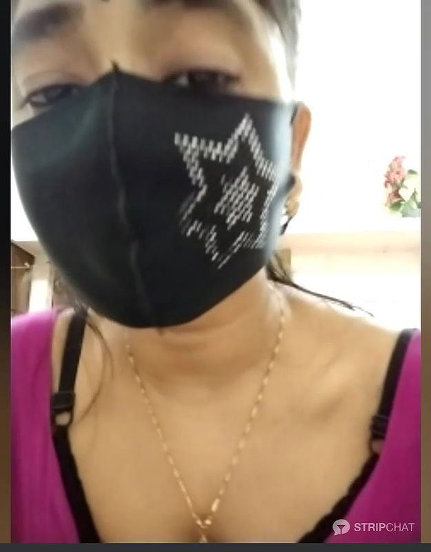 Puja-Rane-stripchat-ticket-show