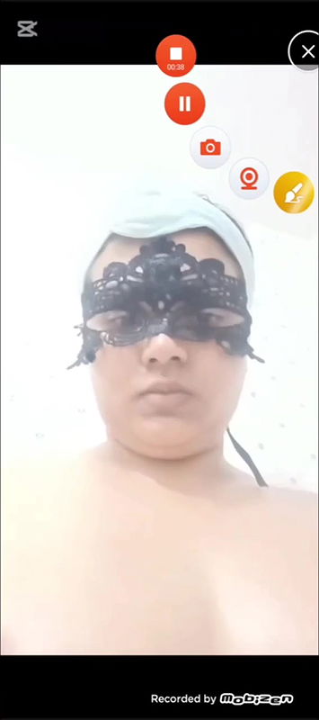 blue-berry07-stripchat-ticket-show