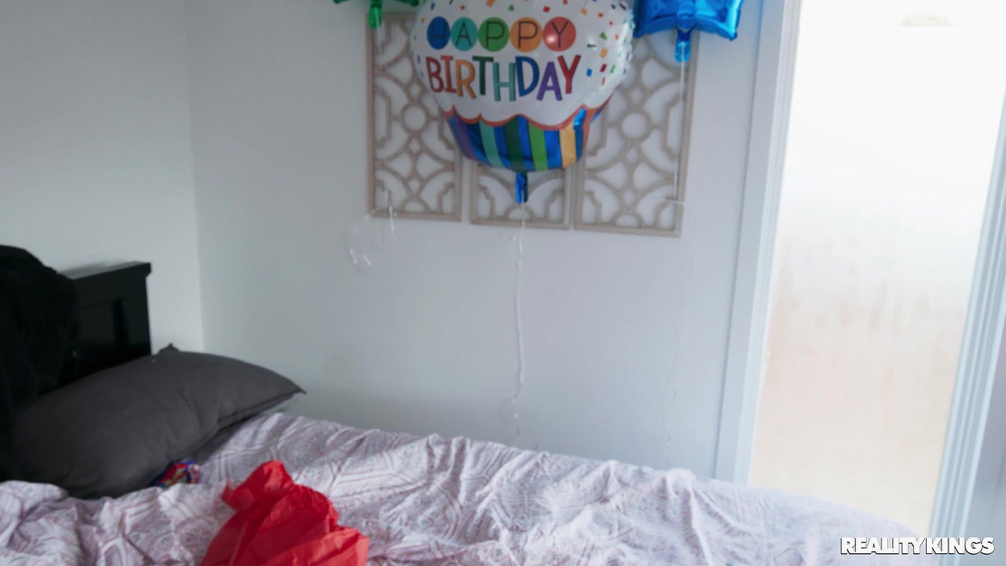 Crazy College GFs with Kira Noir & Lily Lou in Naughty After Party