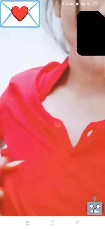 Hot teen babe show her nipple