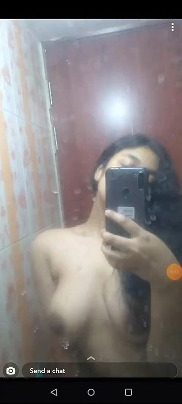 Desi teen sending nudes to lover2