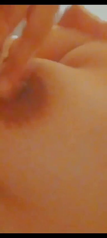 Desi teen sending nudes to lover2