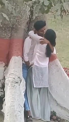 Viral Tamil College Lover Outdoor Romance Secretly Recorded2