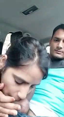 Horny Girlfriend Sucking Boyfriend Cock In Car