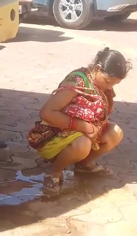 Mature Aunty Pissing Behind The Bus Secretly Recorded