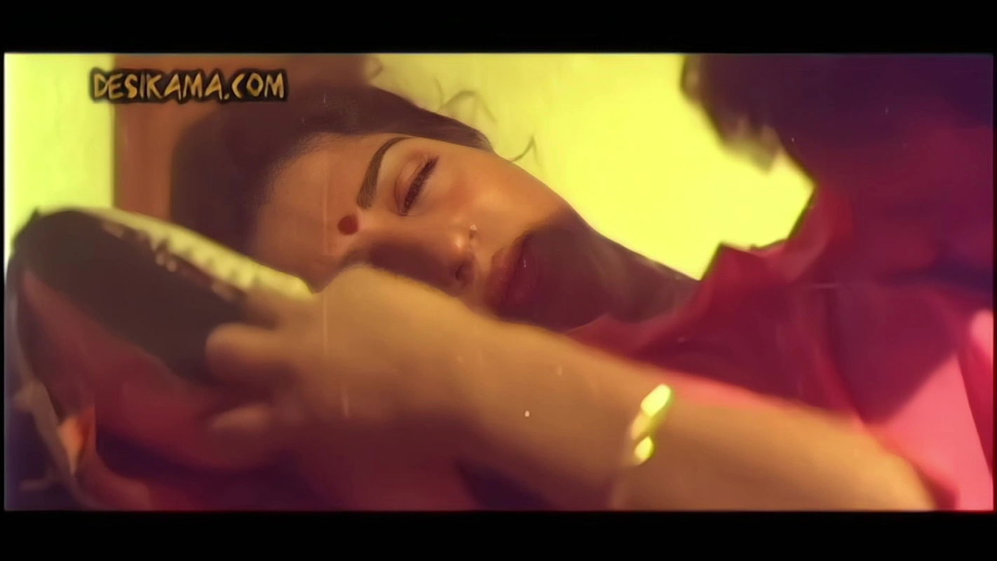 Unknown mallu hot liplocking romance in colour light effects 4K