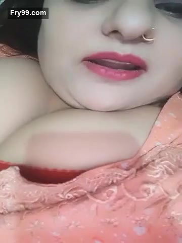Divya Hott – couple show