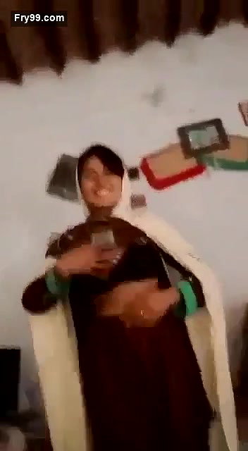 Beautiful Pathan Girl Showing Boobs