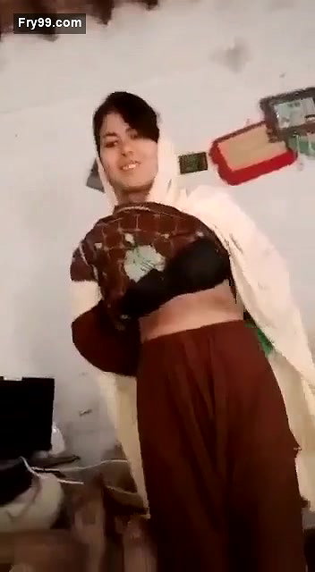 Beautiful Pathan Girl Showing Boobs